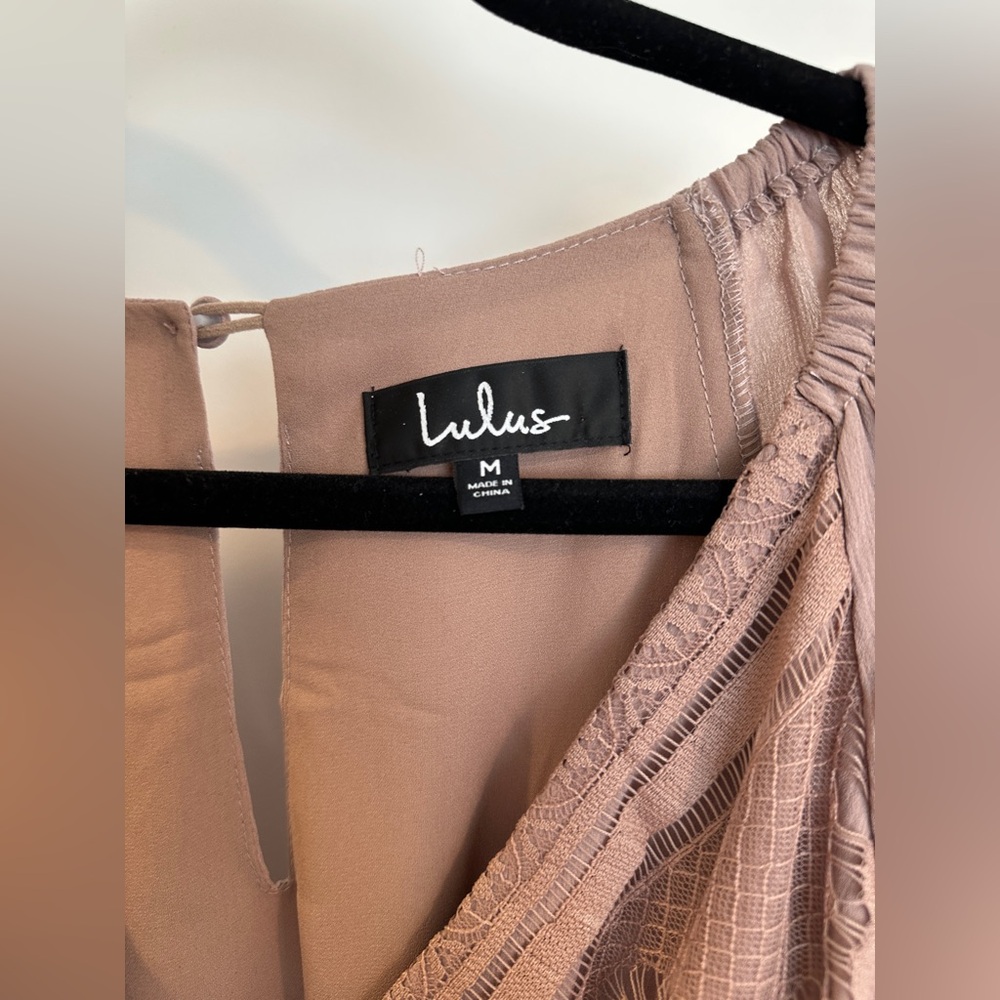 Lulu's Mauve-Pink Lace Surplice Peplum Blouse - Picture 5 of 8